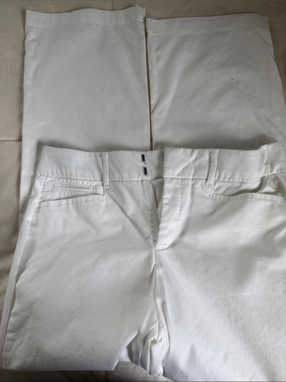JM Collection Crisp White Wide-Leg Zipper Pants